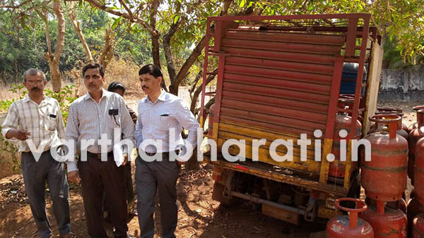 ಉಡುಪಿ: ಅಕ್ರಮ ದಾಸ್ತಾನು; 57 ಗ್ಯಾಸ್ ಸಿಲಿಂಡರ್ ವಶ